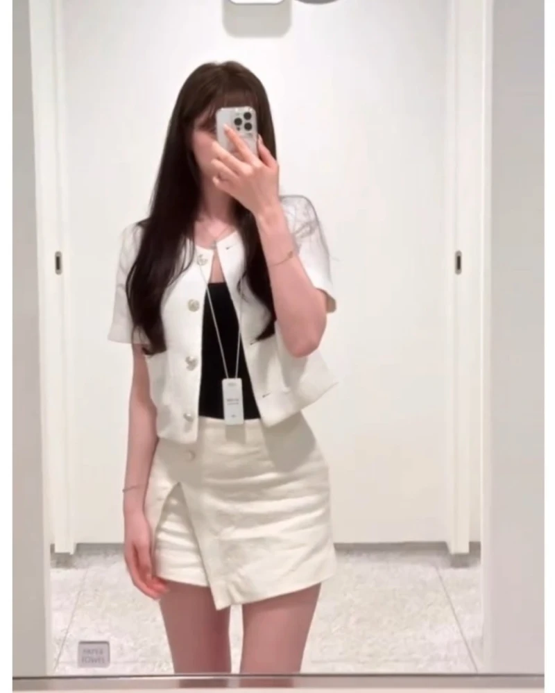 은근 섹시한 사내 여직원 복장