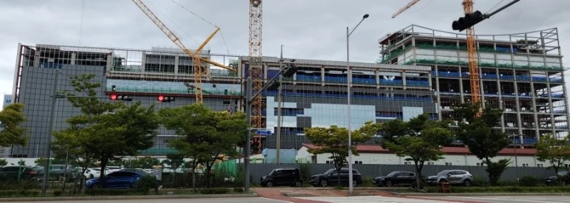 송도 건설중인 기업 사옥들-6