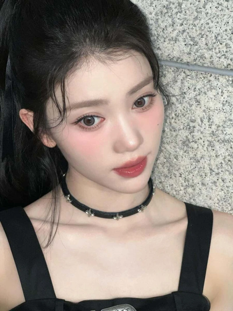 눈이 진짜 예쁘게 크다는 여돌-4