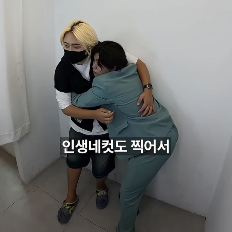 한국에 생겼다는 일본 호스트 컨셉 카페-8