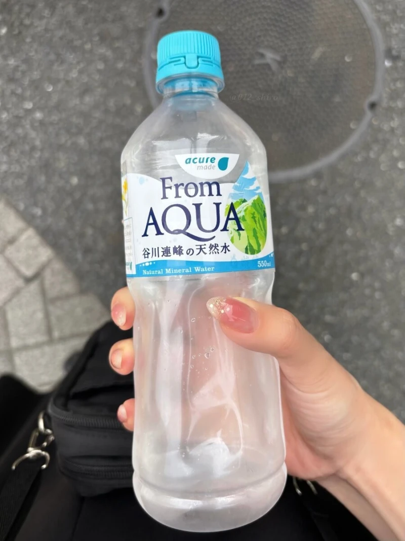 일본 생수병 뚜껑 특이한 점