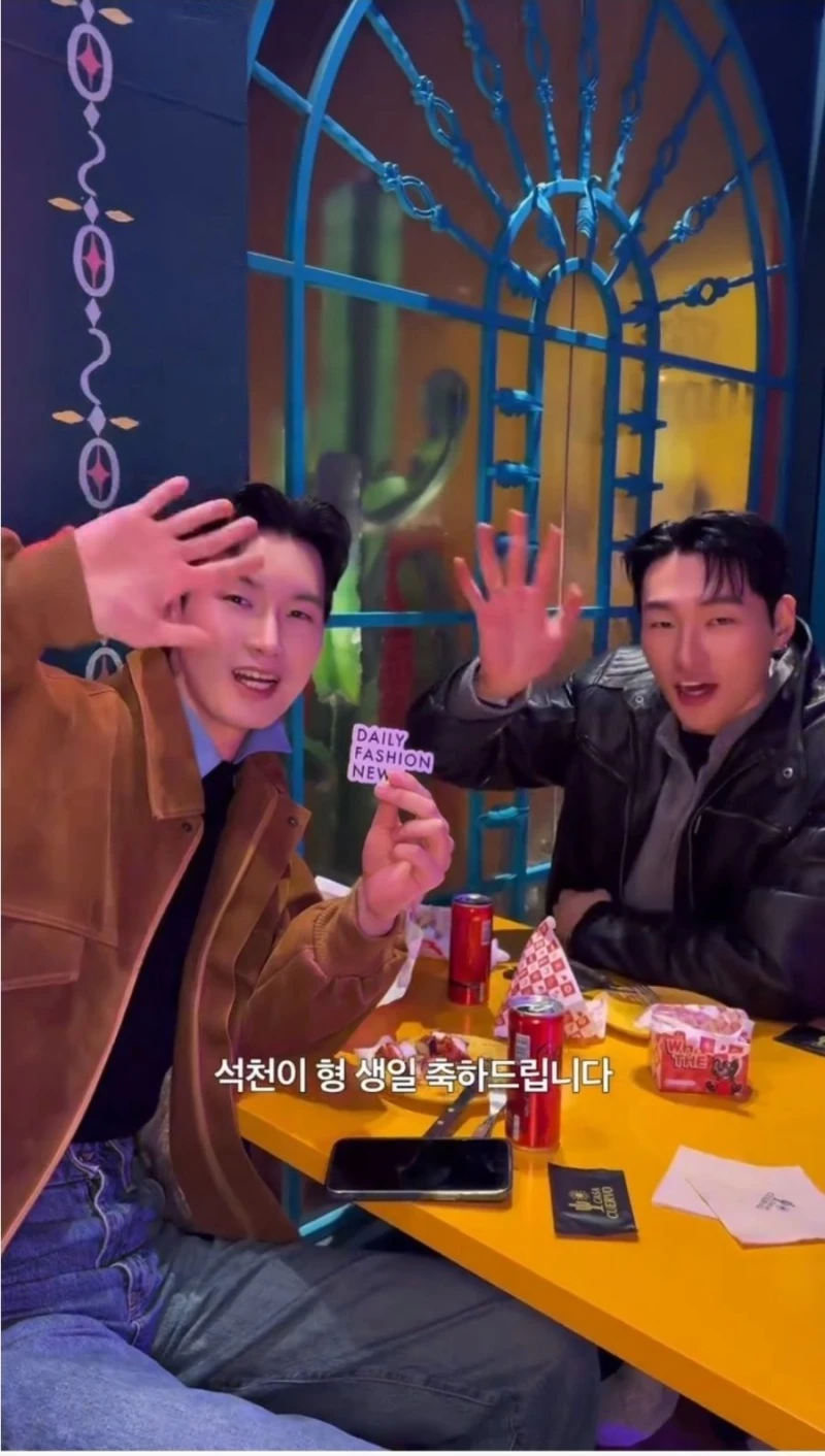 탑게이 홍석천 성님 생일파티 근황-7