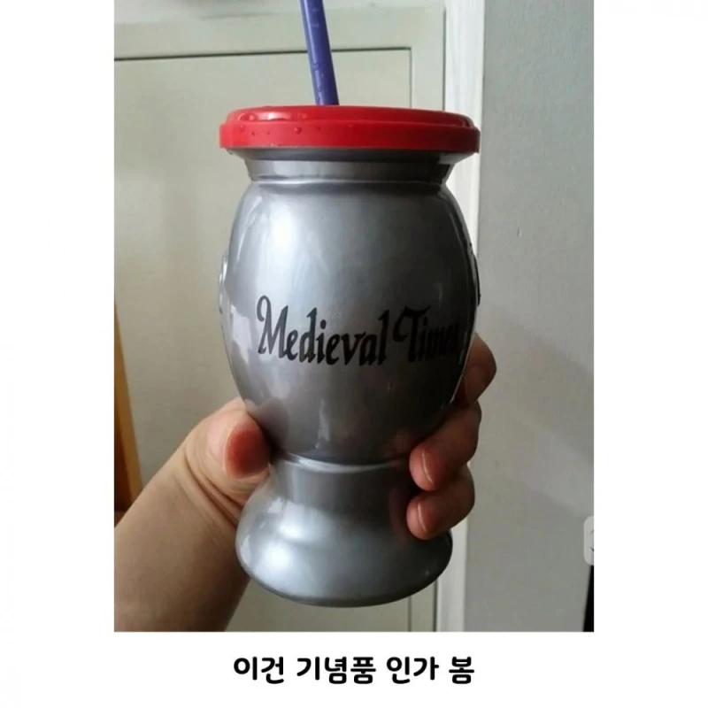 중세컨셉 제대로인 식당-9
