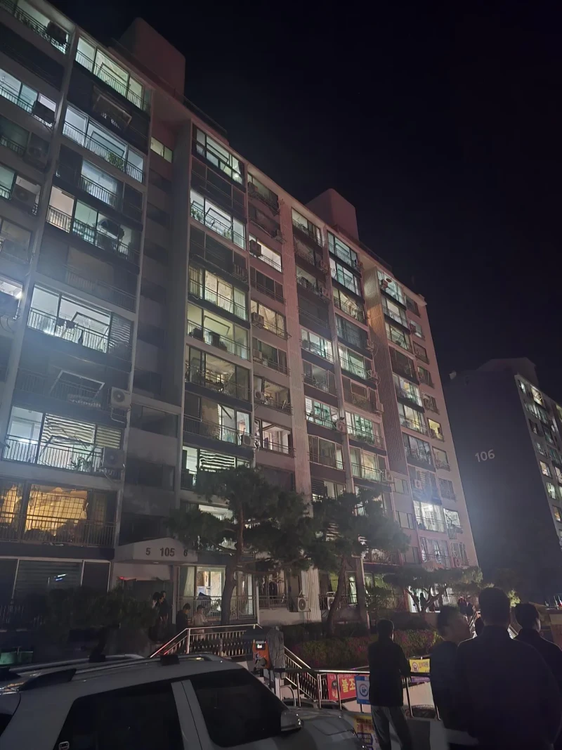 흡사 전쟁터를 방불하는 청주 폭발사고 현장