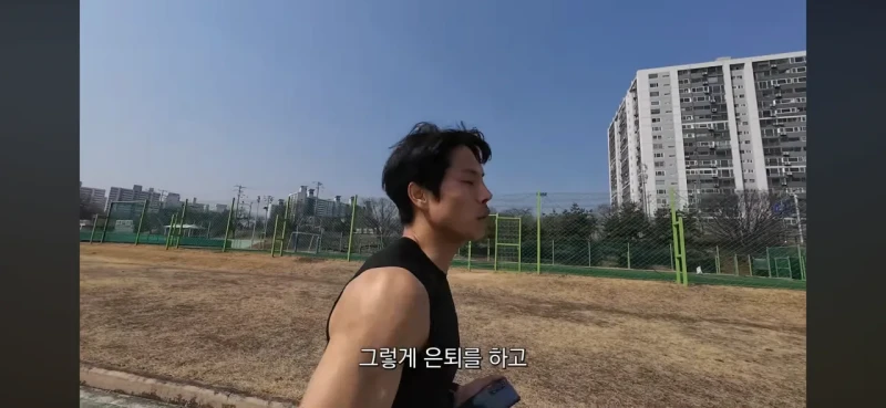 운동 선수에게 뒷돈을 요구한 상무 관계자 -13