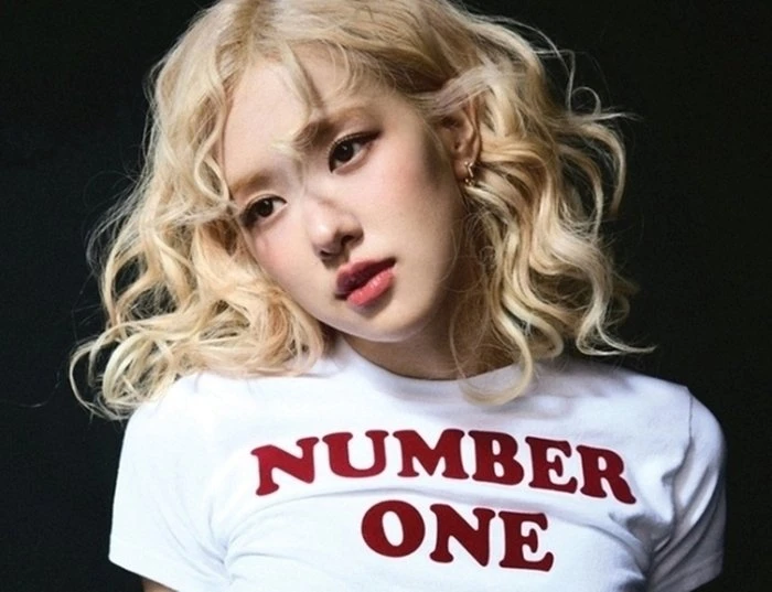 로제, 중국 브랜드 100억대 광고 러브콜 거절-2