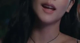 블핑 지수 특이한 하얀색 드레스