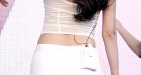 백바지 뒤태 라인 빌리 츠키