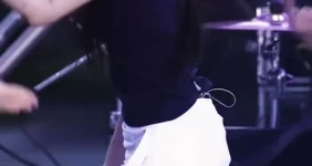 트리플에스 린 핫팬츠 뒤태